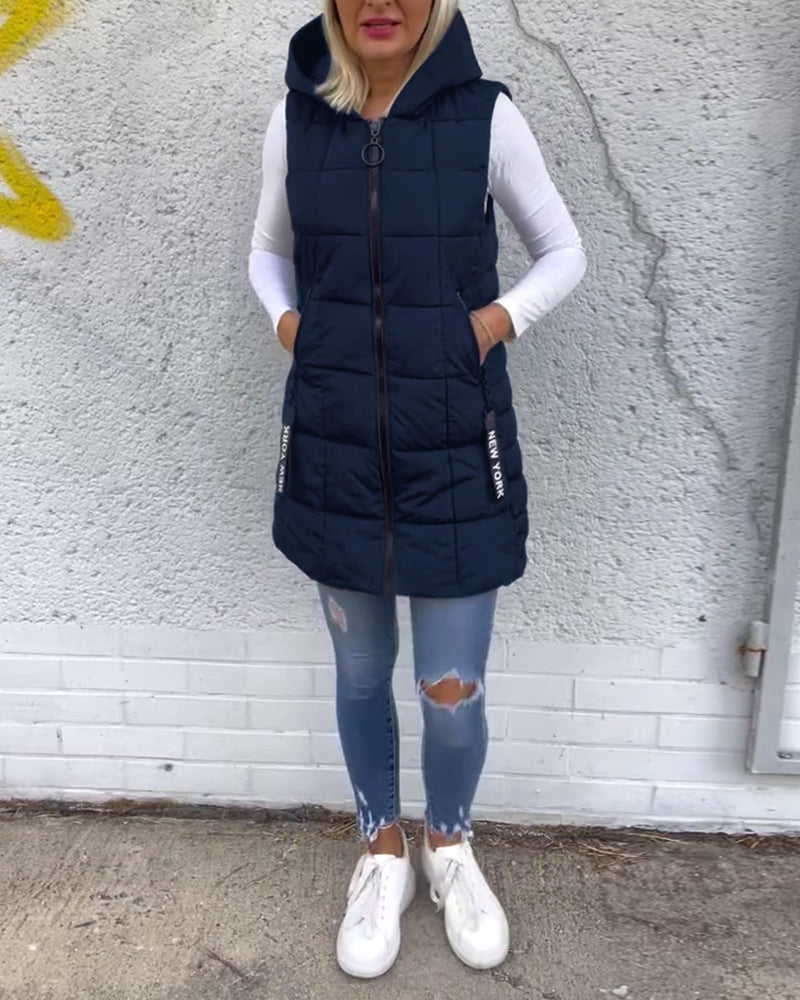 Veste ar rāvējslēdzēju