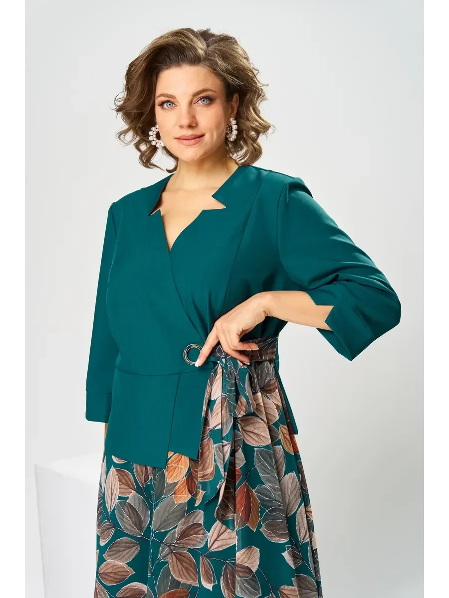 Eleganta zaļa kleita