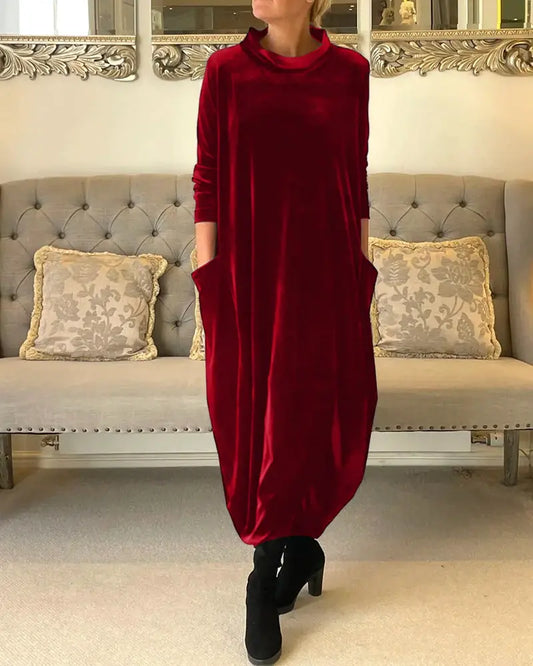 Velūra kleita