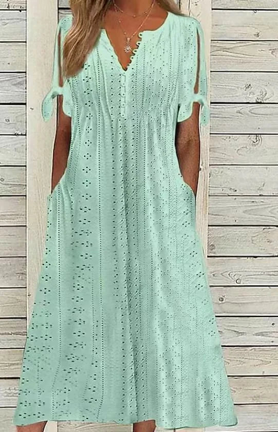 Eleganta augstas kvalitātes kleita
