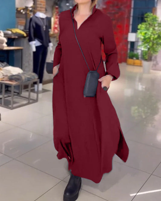 Kleita ar šķēlumiem sānos