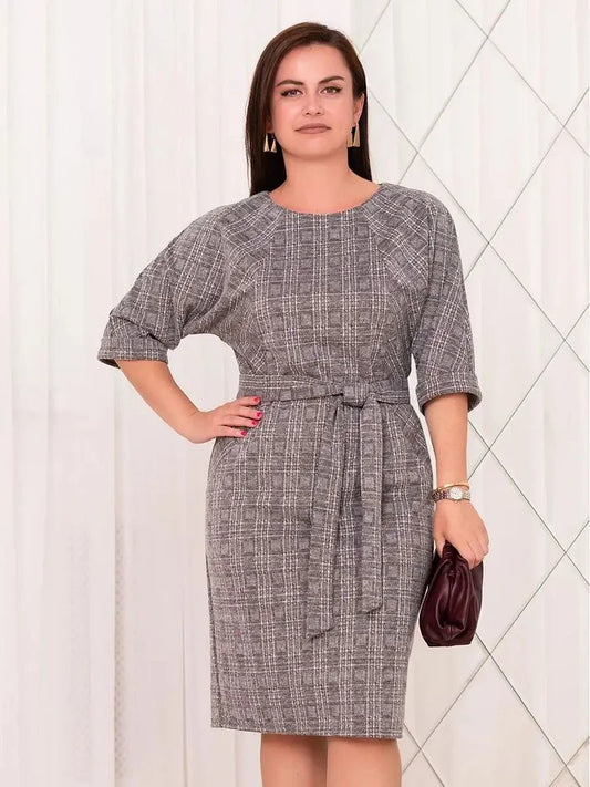 Eleganta un burvīga kleita lielos izmēros