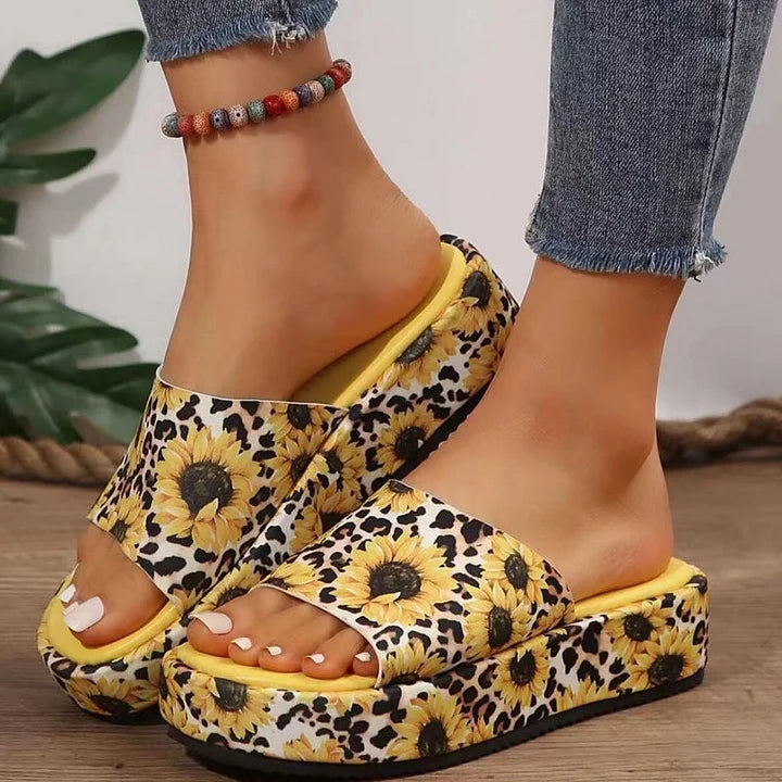 Neslīdošas, sviedrus absorbējošas platformas čības