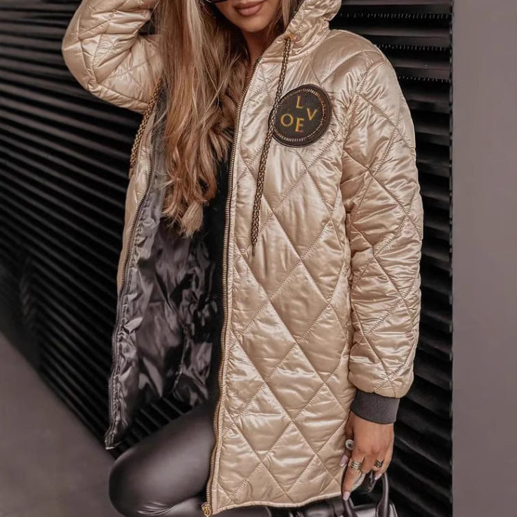 Stilīga jaka ar kapuci