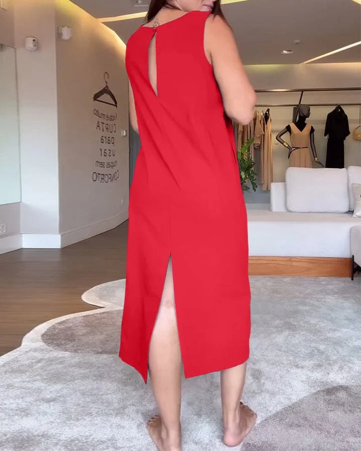 Eleganta kleita ar šķēlumu