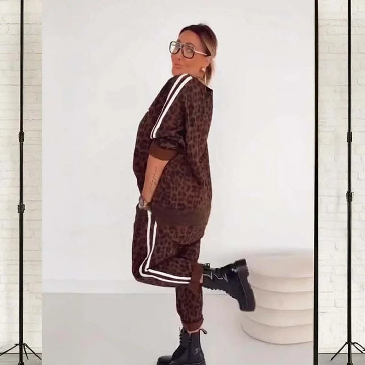 Elegants dāmu komplekts ar leoparda apdruku