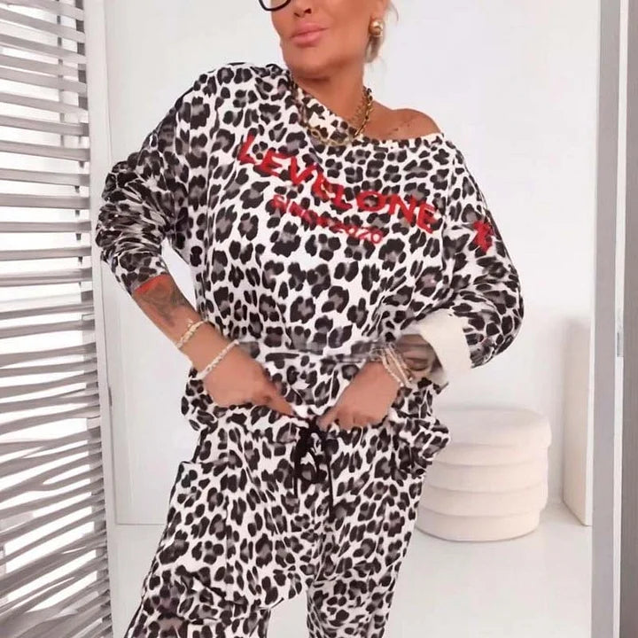 Elegants dāmu komplekts ar leoparda apdruku