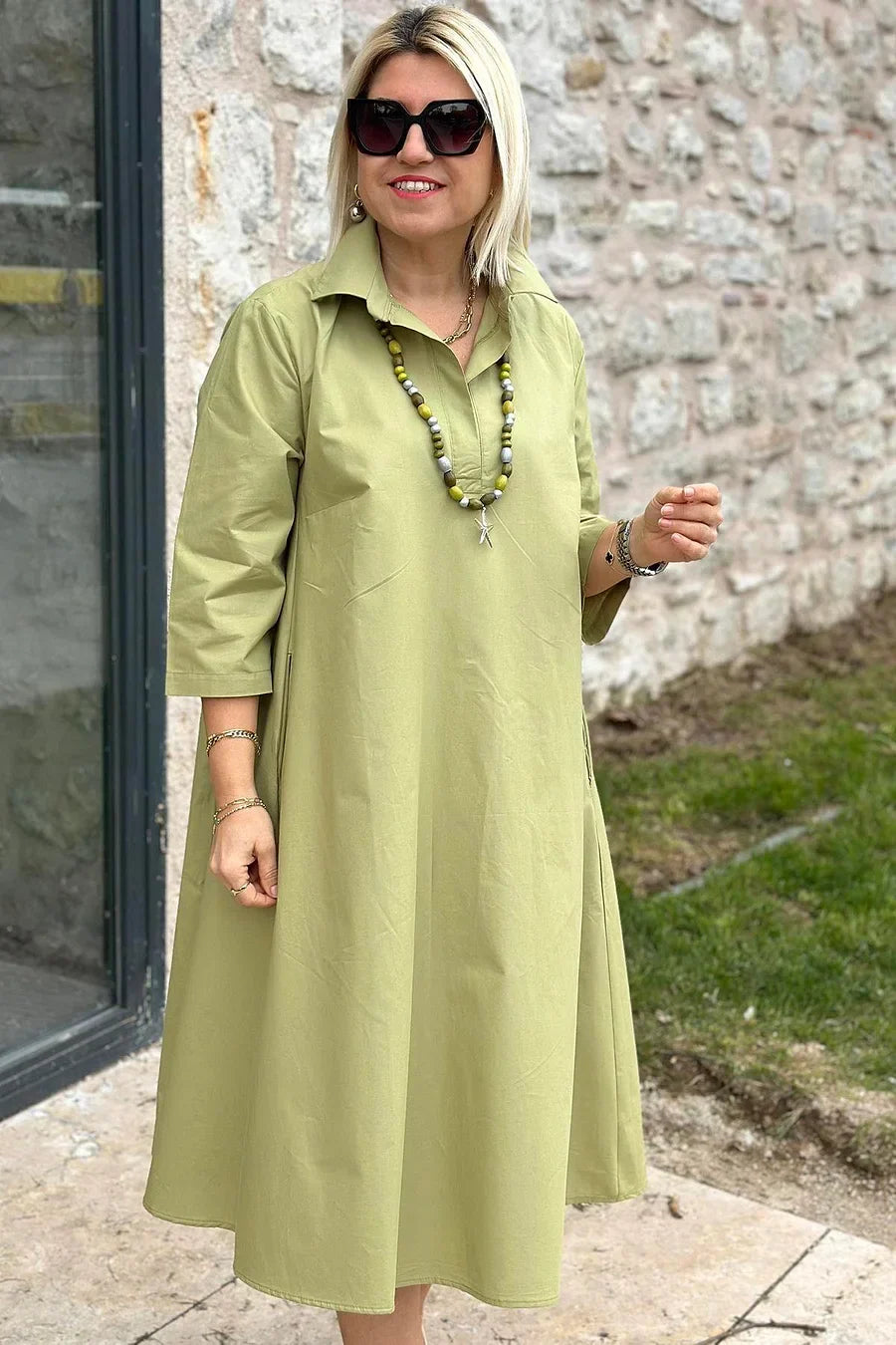 Sieviešu kleita ikdienas stilā