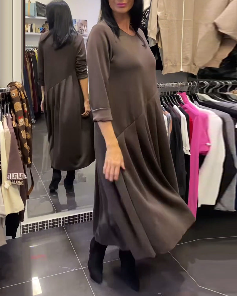 Vienkrāsaina ikdienas kleita