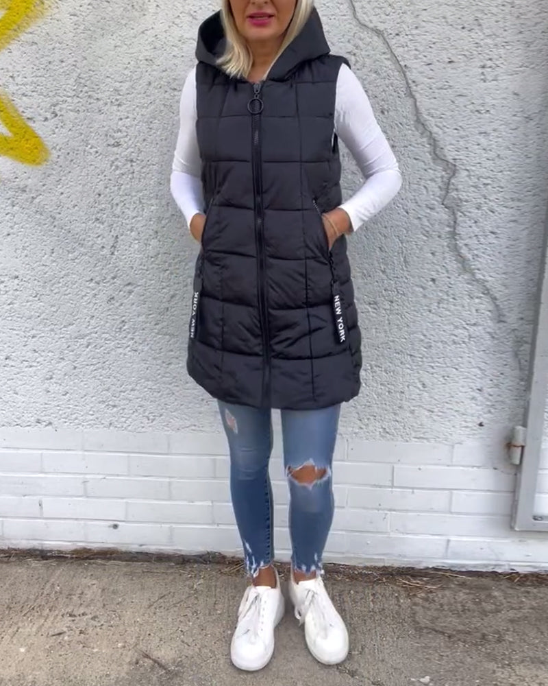 Veste ar rāvējslēdzēju