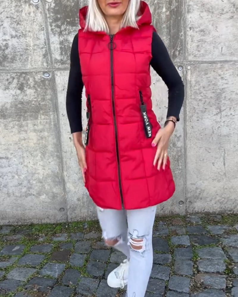 Veste ar rāvējslēdzēju